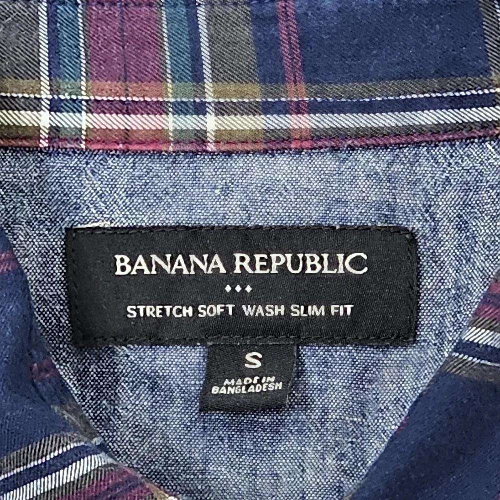 Banana Republic Men’s Small Slim Fit Plaid Button-Down Navy Burgundy Cotton